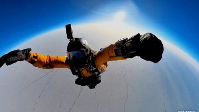 3 Russians Set World Record by Parachuting From Stratosphere To North Pole